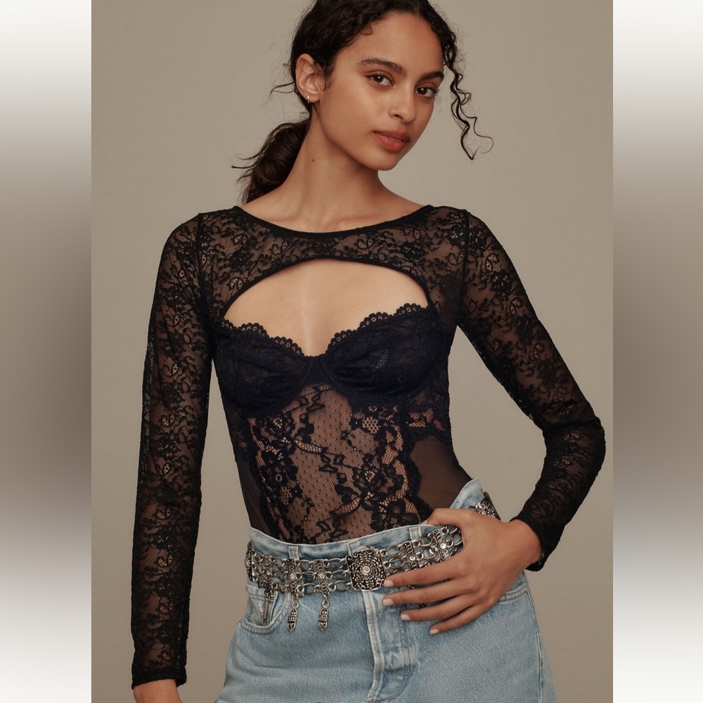 NEW Anthropologie Long Sleeve Cut Out Lace Body Suit Black Medium M Bustier NWT